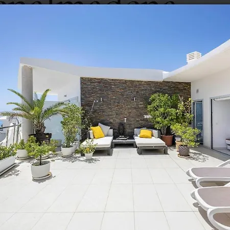 Atico Higueron Hill Collection Lejlighed